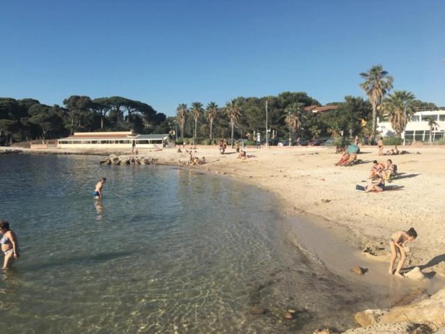 Bas De Villa Jardin Plein Sud Proche Mer Clim-Wifi سانت-ماندرييه-سور-مير المظهر الخارجي الصورة